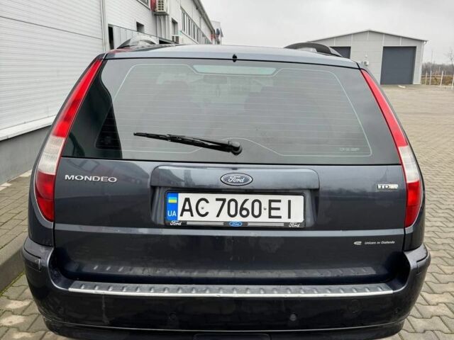Серый Форд Мондео, объемом двигателя 2 л и пробегом 370 тыс. км за 4150 $, фото 1 на Automoto.ua