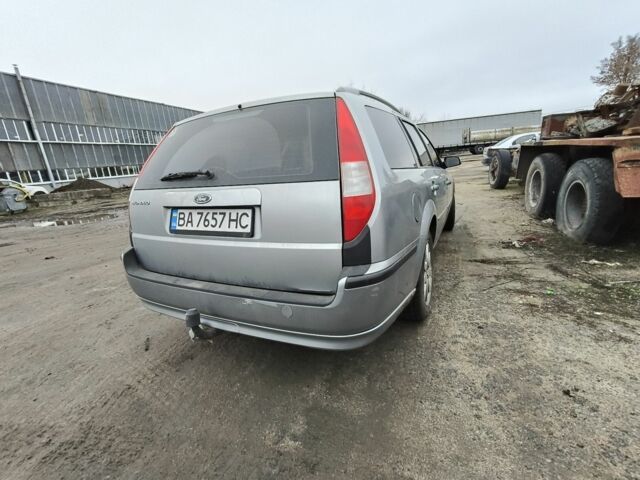 Серый Форд Мондео, объемом двигателя 1.8 л и пробегом 350 тыс. км за 4200 $, фото 4 на Automoto.ua