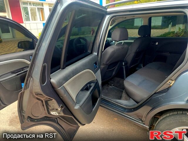 Сірий Форд Мондео, об'ємом двигуна 1.8 л та пробігом 259 тис. км за 5600 $, фото 7 на Automoto.ua