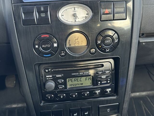 Форд Мондео 2006 в Вышгороде на Automoto.ua Серый Форд Мондео, объемом двигателя 2 л и пробегом 300 тыс. км за 1800 $, фото 9 на Automoto.ua