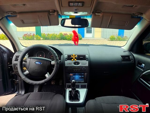 Сірий Форд Мондео, об'ємом двигуна 1.8 л та пробігом 259 тис. км за 5600 $, фото 5 на Automoto.ua