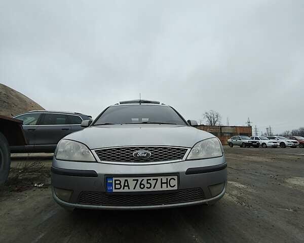 Серый Форд Мондео, объемом двигателя 1.8 л и пробегом 350 тыс. км за 4200 $, фото 12 на Automoto.ua