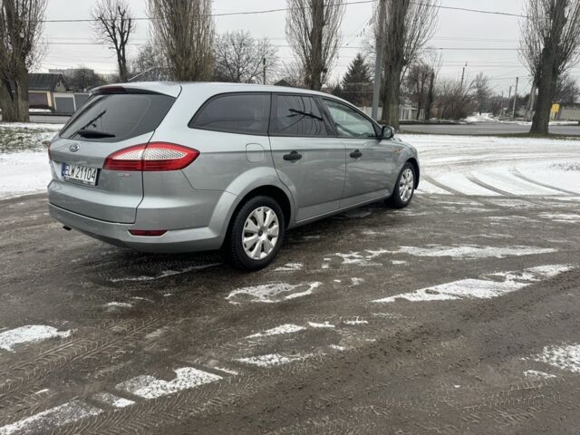 Серый Форд Мондео, объемом двигателя 1.8 л и пробегом 301 тыс. км за 3100 $, фото 3 на Automoto.ua