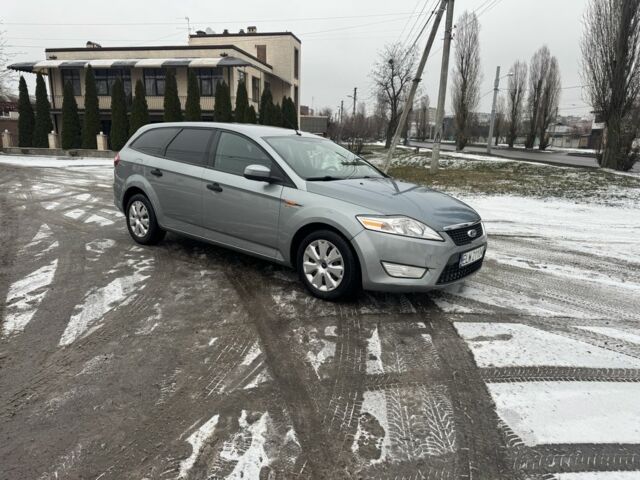 Сірий Форд Мондео, об'ємом двигуна 0 л та пробігом 301 тис. км за 3100 $, фото 5 на Automoto.ua