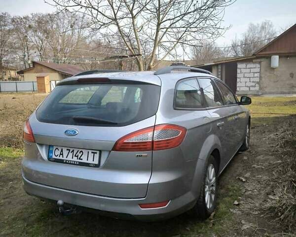 Серый Форд Мондео, объемом двигателя 1.75 л и пробегом 360 тыс. км за 5500 $, фото 2 на Automoto.ua
