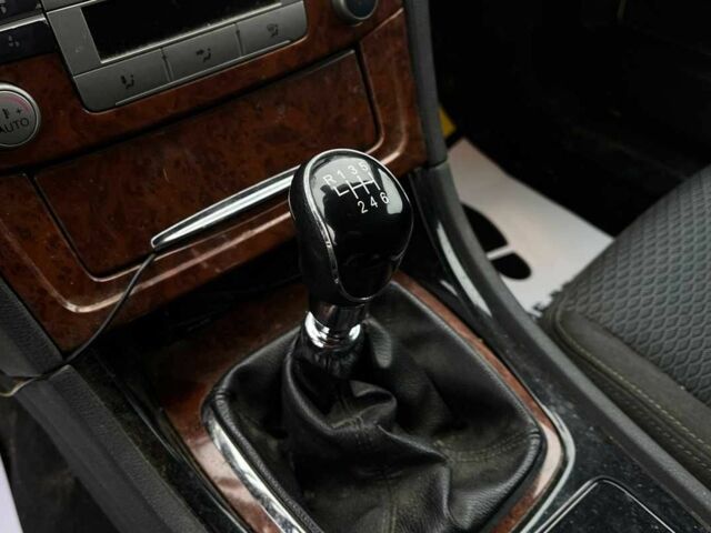 Серый Форд Мондео, объемом двигателя 1.8 л и пробегом 200 тыс. км за 6000 $, фото 13 на Automoto.ua