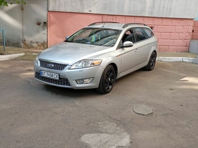 Форд Мондео 2007 в Херсоне на Automoto.ua Серый Форд Мондео, объемом двигателя 2 л и пробегом 300 тыс. км за 7200 $, фото 1 на Automoto.ua