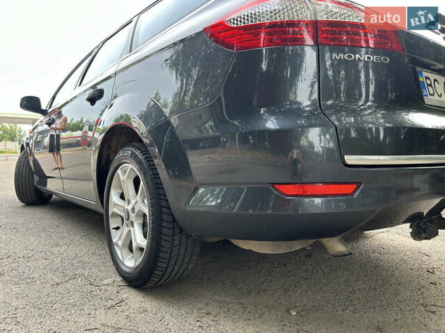 Серый Форд Мондео, объемом двигателя 2 л и пробегом 320 тыс. км за 6000 $, фото 6 на Automoto.ua