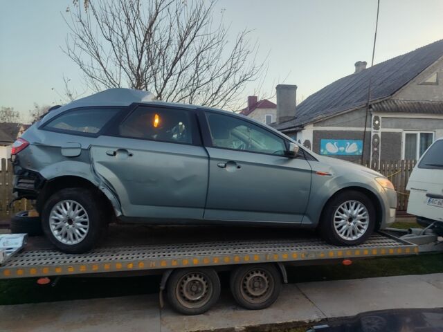 Серый Форд Мондео, объемом двигателя 1.8 л и пробегом 433 тыс. км за 2500 $, фото 4 на Automoto.ua