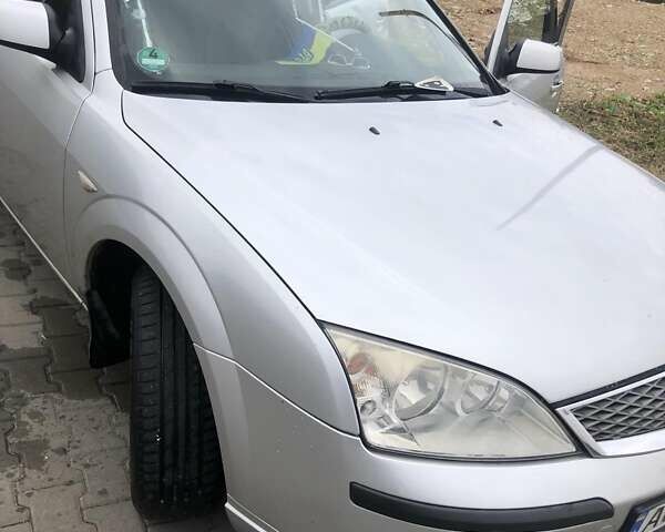 Серый Форд Мондео, объемом двигателя 2 л и пробегом 511 тыс. км за 5200 $, фото 3 на Automoto.ua