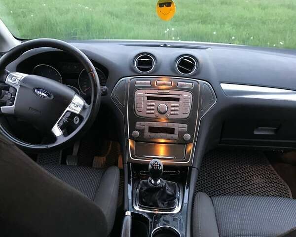Серый Форд Мондео, объемом двигателя 0 л и пробегом 270 тыс. км за 6200 $, фото 15 на Automoto.ua