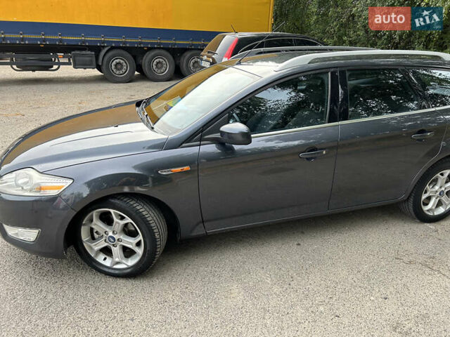 Серый Форд Мондео, объемом двигателя 2 л и пробегом 320 тыс. км за 6000 $, фото 14 на Automoto.ua