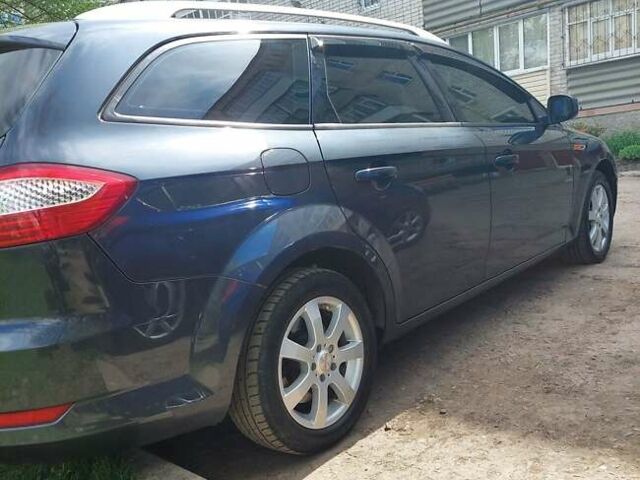 Серый Форд Мондео, объемом двигателя 1.6 л и пробегом 289 тыс. км за 7100 $, фото 4 на Automoto.ua