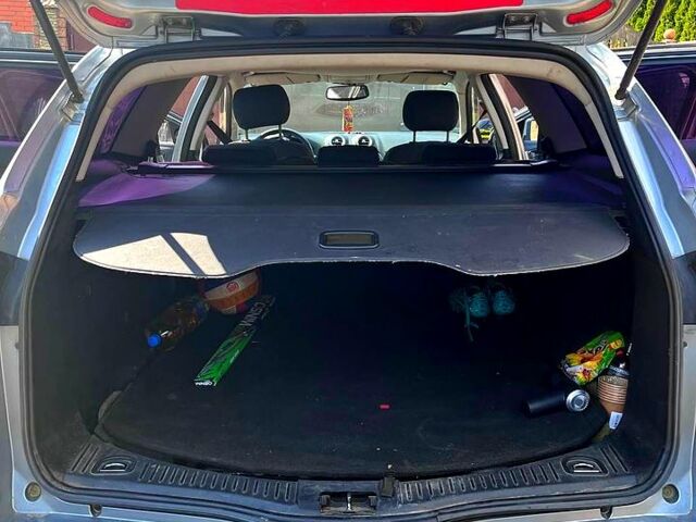 Серый Форд Мондео, объемом двигателя 1.8 л и пробегом 290 тыс. км за 5150 $, фото 8 на Automoto.ua