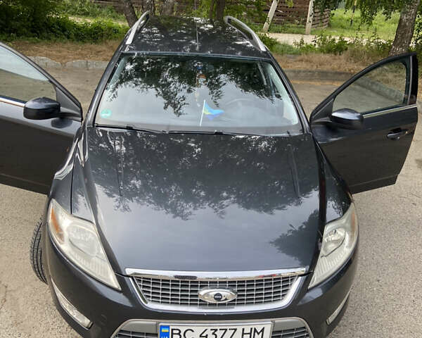 Серый Форд Мондео, объемом двигателя 2 л и пробегом 320 тыс. км за 6000 $, фото 2 на Automoto.ua