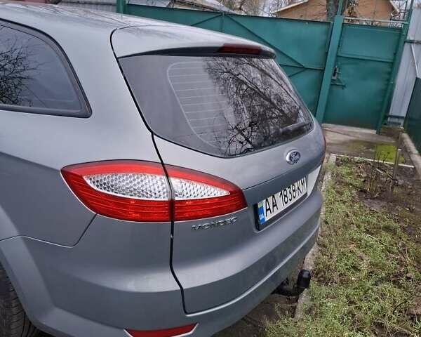 Сірий Форд Мондео, об'ємом двигуна 2 л та пробігом 330 тис. км за 5715 $, фото 6 на Automoto.ua