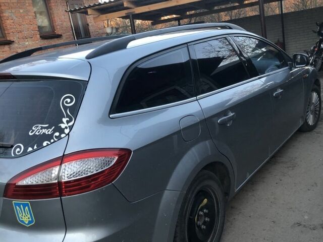 Сірий Форд Мондео, об'ємом двигуна 1.8 л та пробігом 270 тис. км за 4800 $, фото 4 на Automoto.ua