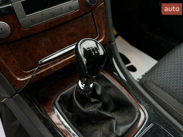 Серый Форд Мондео, объемом двигателя 1.75 л и пробегом 200 тыс. км за 6000 $, фото 13 на Automoto.ua