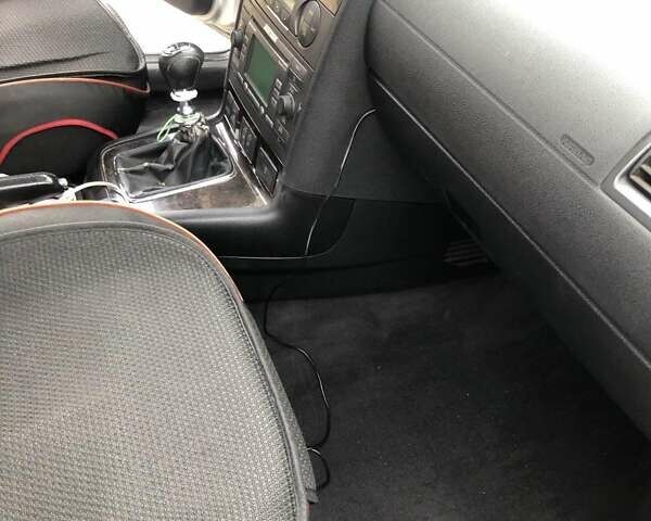 Серый Форд Мондео, объемом двигателя 2 л и пробегом 511 тыс. км за 5200 $, фото 7 на Automoto.ua