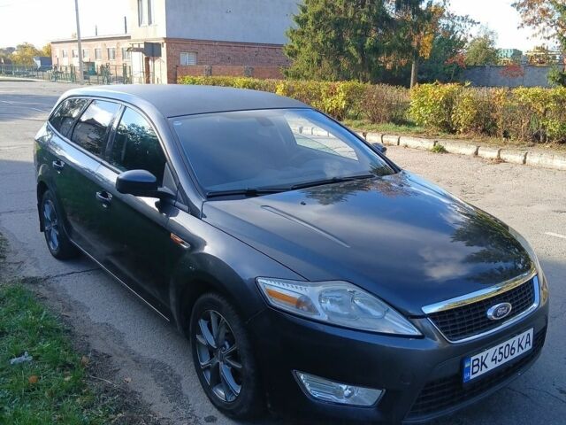 Сірий Форд Мондео, об'ємом двигуна 1.75 л та пробігом 300 тис. км за 4500 $, фото 11 на Automoto.ua