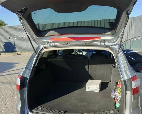 Форд Мондео 2008 в Хмельницком на Automoto.ua Серый Форд Мондео, объемом двигателя 1.75 л и пробегом 265 тыс. км за 5200 $, фото 8 на Automoto.ua