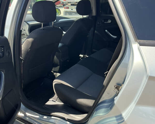 Серый Форд Мондео, объемом двигателя 2 л и пробегом 340 тыс. км за 5799 $, фото 9 на Automoto.ua