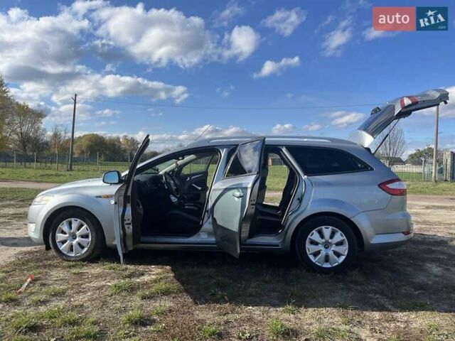 Сірий Форд Мондео, об'ємом двигуна 2 л та пробігом 347 тис. км за 6800 $, фото 16 на Automoto.ua