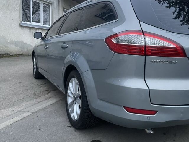 Сірий Форд Мондео, об'ємом двигуна 2 л та пробігом 270 тис. км за 6400 $, фото 13 на Automoto.ua