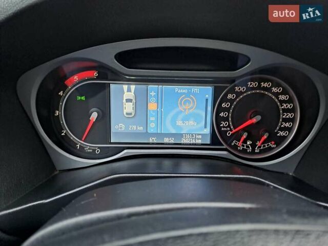 Сірий Форд Мондео, об'ємом двигуна 2 л та пробігом 260 тис. км за 6300 $, фото 3 на Automoto.ua