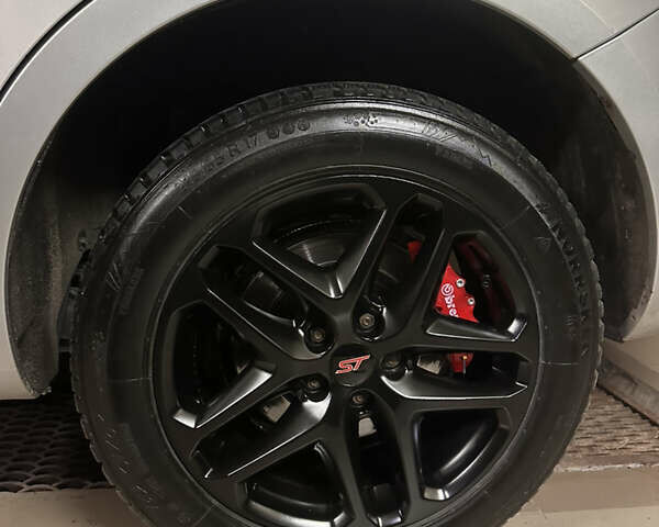 Серый Форд Мондео, объемом двигателя 2 л и пробегом 240 тыс. км за 6600 $, фото 36 на Automoto.ua