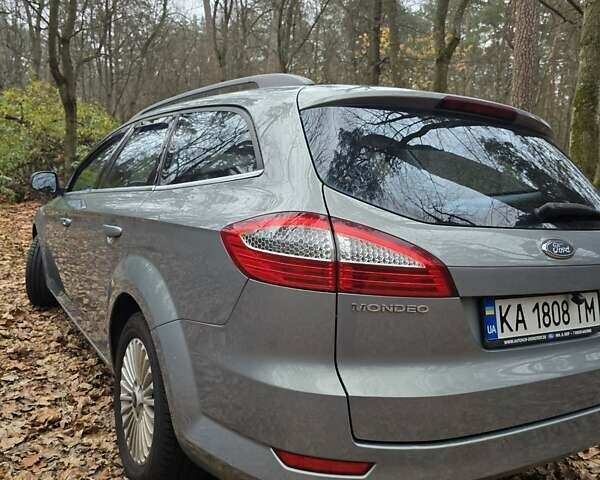 Серый Форд Мондео, объемом двигателя 2 л и пробегом 270 тыс. км за 7500 $, фото 5 на Automoto.ua