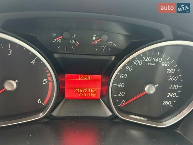 Серый Форд Мондео, объемом двигателя 2 л и пробегом 215 тыс. км за 6500 $, фото 8 на Automoto.ua