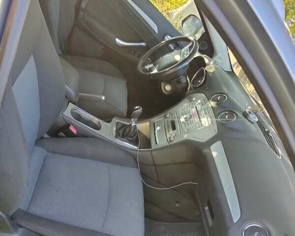 Форд Мондео 2008 в Хмельницком на Automoto.ua Серый Форд Мондео, объемом двигателя 1.75 л и пробегом 265 тыс. км за 5200 $, фото 9 на Automoto.ua