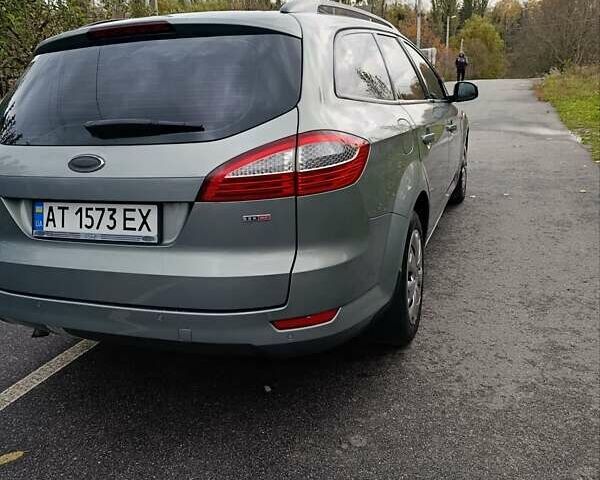 Форд Мондео 2008 в Хмельнике на Automoto.ua Серый Форд Мондео, объемом двигателя 1.75 л и пробегом 221 тыс. км за 5500 $, фото 6 на Automoto.ua