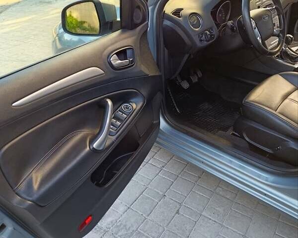Форд Мондео 2008 в Хмельнике на Automoto.ua Серый Форд Мондео, объемом двигателя 1.75 л и пробегом 221 тыс. км за 5500 $, фото 16 на Automoto.ua