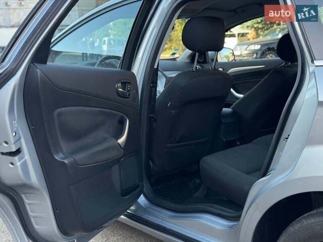 Серый Форд Мондео, объемом двигателя 1.8 л и пробегом 244 тыс. км за 6490 $, фото 30 на Automoto.ua