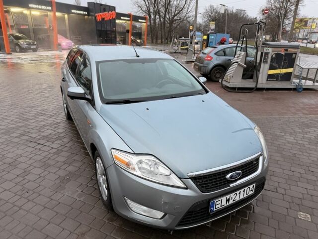 Сірий Форд Мондео, об'ємом двигуна 1.8 л та пробігом 300 тис. км за 2800 $, фото 5 на Automoto.ua