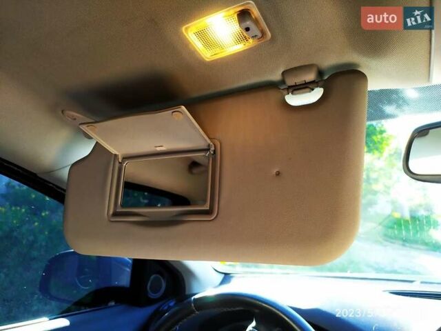 Серый Форд Мондео, объемом двигателя 2 л и пробегом 253 тыс. км за 8500 $, фото 14 на Automoto.ua