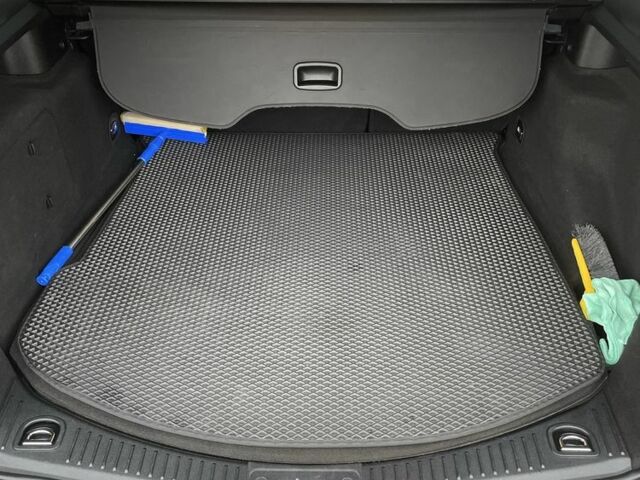 Сірий Форд Мондео, об'ємом двигуна 2 л та пробігом 270 тис. км за 6400 $, фото 23 на Automoto.ua