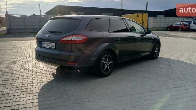 Сірий Форд Мондео, об'ємом двигуна 2 л та пробігом 237 тис. км за 5650 $, фото 8 на Automoto.ua