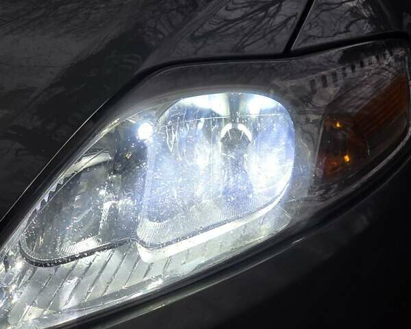 Серый Форд Мондео, объемом двигателя 2 л и пробегом 270 тыс. км за 7500 $, фото 16 на Automoto.ua