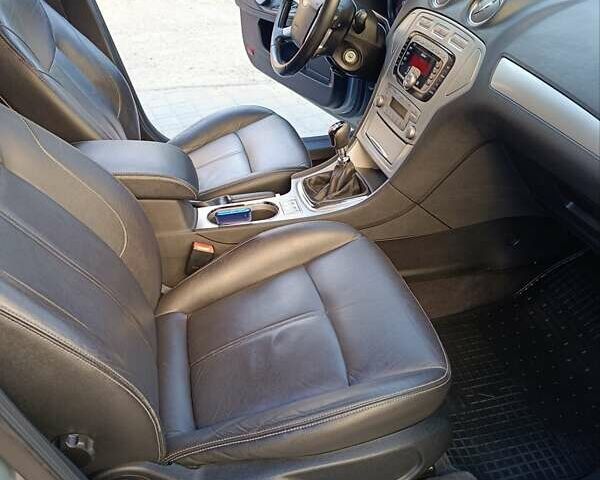 Форд Мондео 2008 в Хмельнике на Automoto.ua Серый Форд Мондео, объемом двигателя 1.75 л и пробегом 221 тыс. км за 5500 $, фото 36 на Automoto.ua