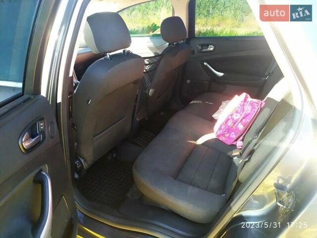 Серый Форд Мондео, объемом двигателя 2 л и пробегом 253 тыс. км за 8500 $, фото 20 на Automoto.ua