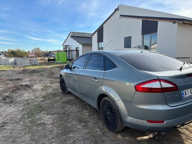 Серый Форд Мондео, объемом двигателя 1.8 л и пробегом 245 тыс. км за 6000 $, фото 5 на Automoto.ua