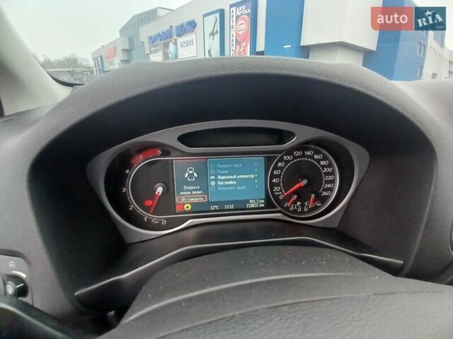 Сірий Форд Мондео, об'ємом двигуна 2 л та пробігом 218 тис. км за 4650 $, фото 8 на Automoto.ua