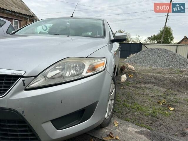 Серый Форд Мондео, объемом двигателя 2 л и пробегом 215 тыс. км за 6500 $, фото 3 на Automoto.ua