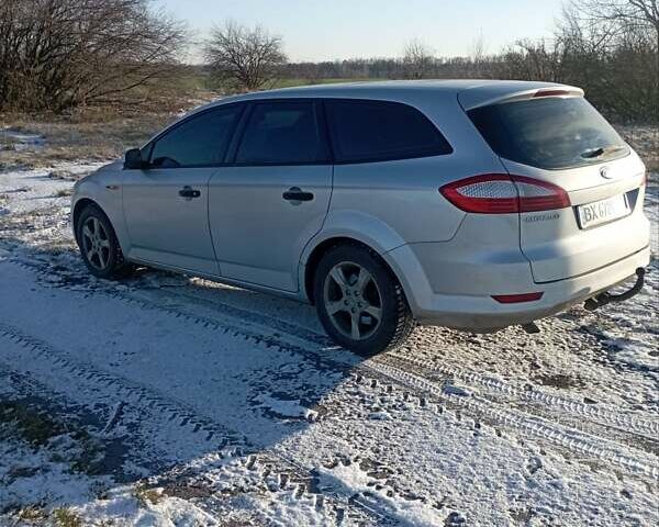 Серый Форд Мондео, объемом двигателя 2 л и пробегом 435 тыс. км за 5800 $, фото 2 на Automoto.ua