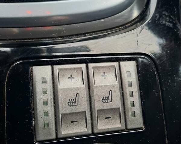 Сірий Форд Мондео, об'ємом двигуна 2 л та пробігом 260 тис. км за 6300 $, фото 5 на Automoto.ua