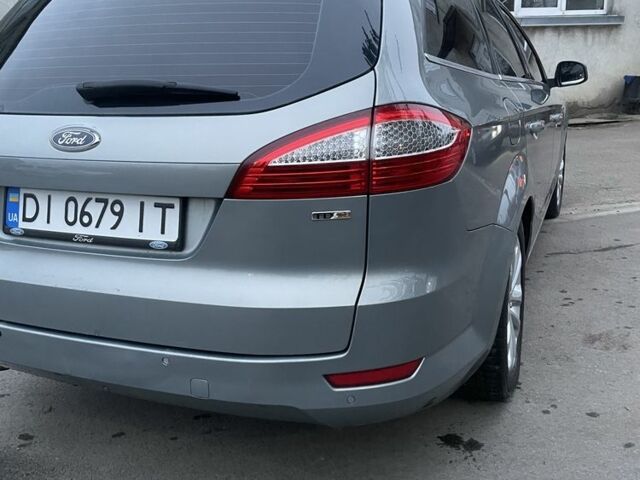 Сірий Форд Мондео, об'ємом двигуна 2 л та пробігом 270 тис. км за 6400 $, фото 11 на Automoto.ua