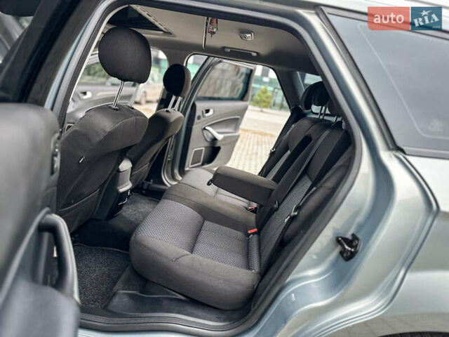 Серый Форд Мондео, объемом двигателя 2.3 л и пробегом 224 тыс. км за 5777 $, фото 9 на Automoto.ua